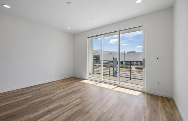 1377 California Circle, Milpitas CA: https://media.crmls.org/mediaz/6320bcc6-5a3b-4a15-8f91-41e122de39c9.jpg