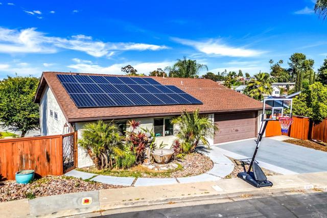 2548 Katherine Court, El Cajon CA: https://media.crmls.org/mediaz/6320bd13-ed60-4ac8-b6a3-70b27e855ef4.jpg