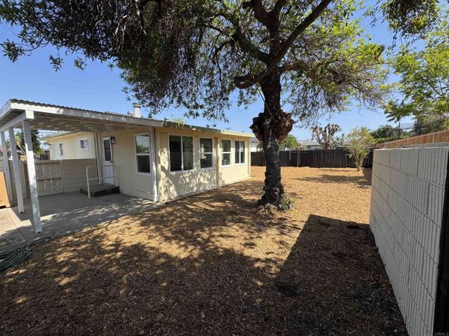 6391 Estrella Avenue, San Diego CA: https://media.crmls.org/mediaz/6320debf-ec5a-4815-9ab3-fe30921e1b1c.jpg