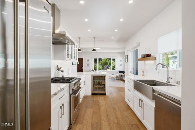 913 W Victoria Street, Santa Barbara CA: https://media.crmls.org/mediaz/6321f4c9-f4a6-4ffa-a738-477683d0257a.jpg