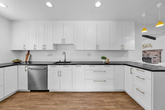 5585 Shana Street, Fremont CA: https://media.crmls.org/mediaz/63226c9e-b667-4044-bf78-ed9f1cdecd71.jpg