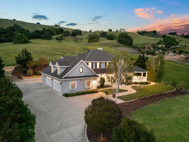 9560 Via Del Oro, Gilroy CA: https://media.crmls.org/mediaz/63235102-8672-4b16-a71d-d8b937dc3d72.jpg