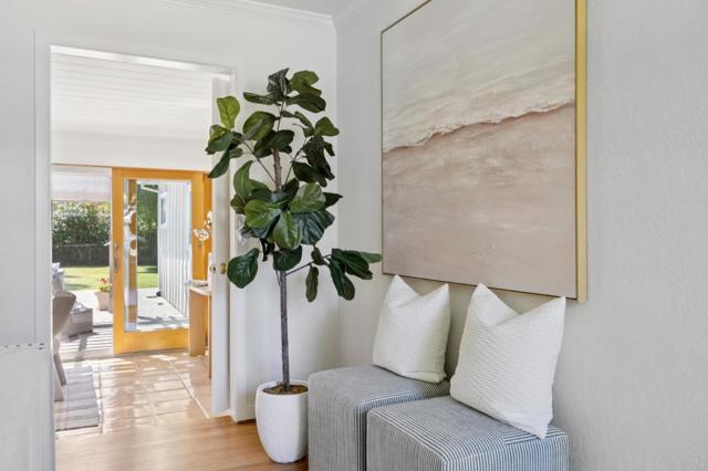1050 Boranda Avenue, Mountain View CA: https://media.crmls.org/mediaz/6323e14a-ce92-4ef5-a399-d738fa8ecdd9.jpg