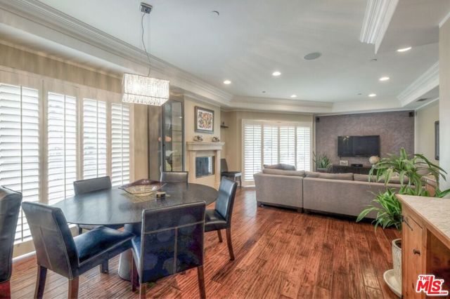 11578 Iowa Avenue, Los Angeles CA: https://media.crmls.org/mediaz/6324ea8f-7cb8-4eb4-89d1-cf0b14b7d2ea.jpg