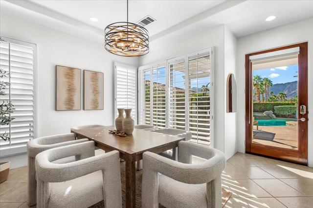 78999 Breckenridge Drive, La Quinta CA: https://media.crmls.org/mediaz/6325c4ae-61b9-4766-950e-c60532f32827.jpg