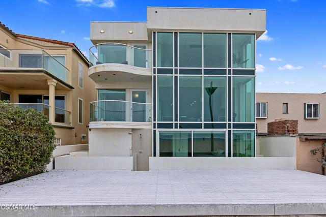 Image 3 of 52 For 4015 Ocean Drive
