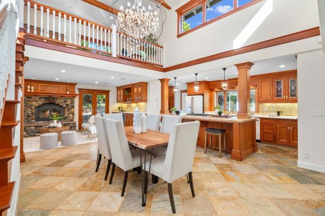 23447 Skyview Terrace, Los Gatos CA: https://media.crmls.org/mediaz/6326077f-981e-4c2d-a3e4-854fafcd2128.jpg