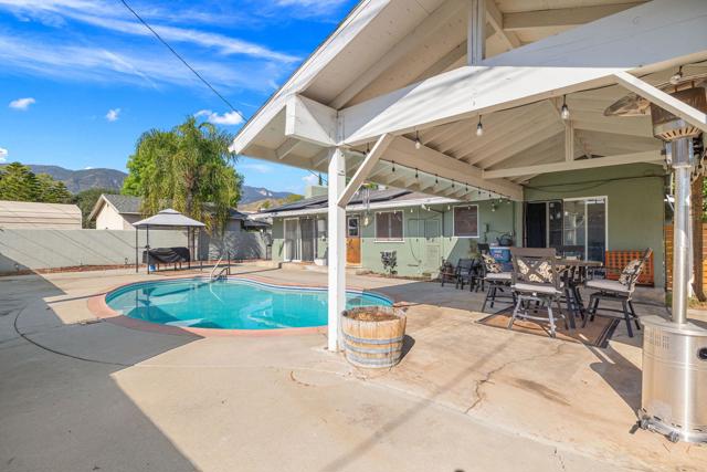 3774 Maywood Court, San Bernardino CA: https://media.crmls.org/mediaz/63263010-9f69-4e31-81b5-344b02f68e88.jpg