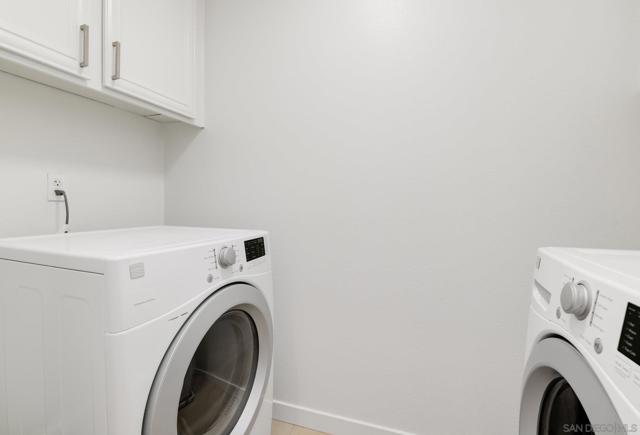 7895 Via Montebello, San Diego CA: https://media.crmls.org/mediaz/63268b7d-f79d-46ae-a941-c358bb52d531.jpg
