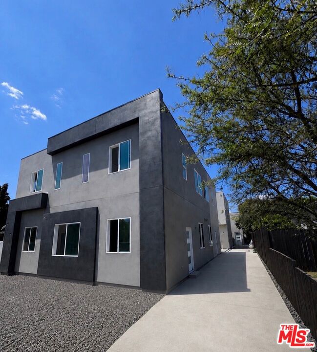 MLS #26856319 image #1