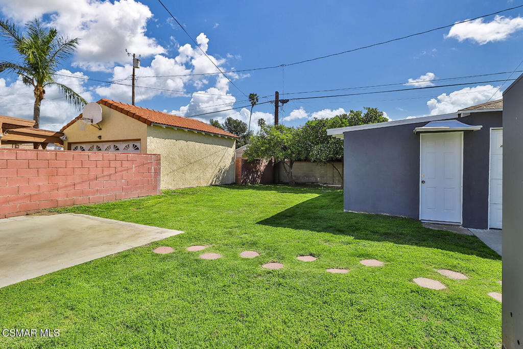 2228 N Valley StreetBurbank img 30