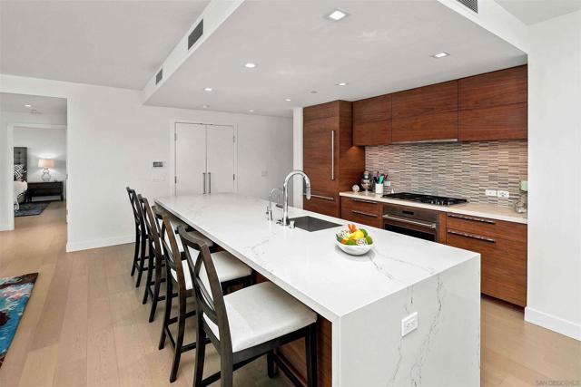 Image 12 of 49 For 888 E Street  501