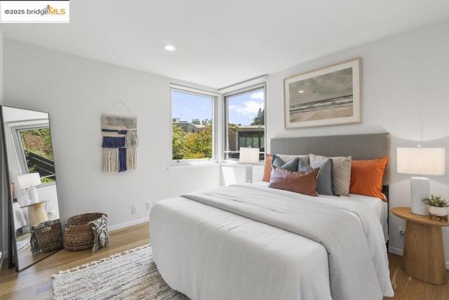 8715 Don Carol Drive, El Cerrito CA: https://media.crmls.org/mediaz/632d214c-cd48-484f-b3e5-ac39373979c9.jpg