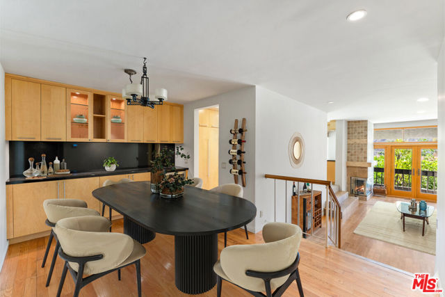 Drew Fenton | 17087 Palisades Circle Pacific Palisades CA | MLS: 7324465