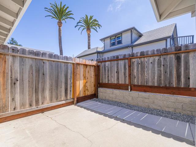 1221 Broadway, Santa Cruz CA: https://media.crmls.org/mediaz/632d81cb-9c80-4af2-8745-655240efda15.jpg