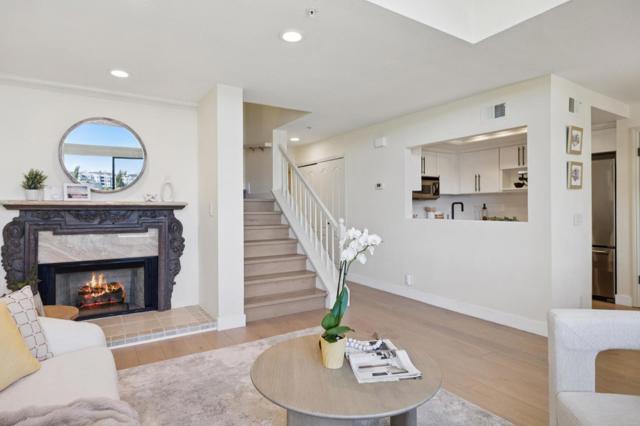 2309 Vista Del Mar, San Mateo CA: https://media.crmls.org/mediaz/632d8dee-3acd-42ad-a979-a31ebc34006f.jpg