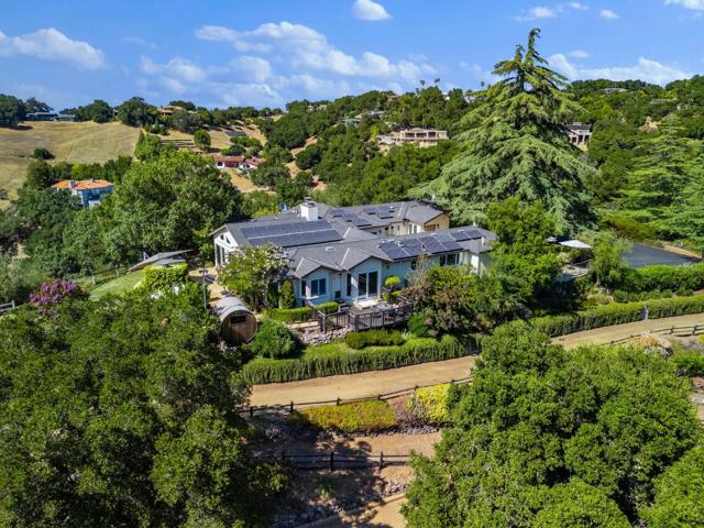 15651 Kennedy Road, Los Gatos CA: https://media.crmls.org/mediaz/632dbd82-f2ac-43e0-8a4c-f3ad015d5663.jpg