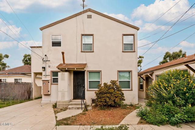 426 W Arbor Vitae Street, Inglewood CA: https://media.crmls.org/mediaz/632dc1dd-c2aa-46c4-99ee-de0f29e4652e.jpg