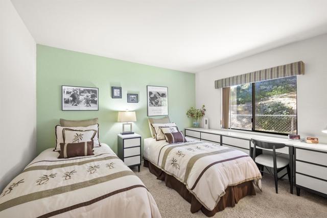 15519 Calistoga Dr., Ramona CA: https://media.crmls.org/mediaz/632e1701-fcb6-4269-89b2-a098aa22d3f1.jpg