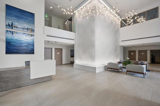 555 Front Street, San Diego CA: https://media.crmls.org/mediaz/632ecbf0-8a23-4a0c-a6aa-08e97754ea62.jpg