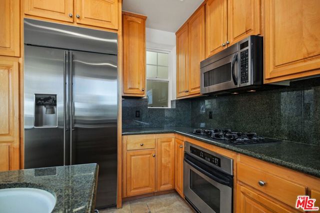 6436 Lunita Road, Malibu CA: https://media.crmls.org/mediaz/632f53bb-5453-4c45-ad56-ae1b1078ab0a.jpg