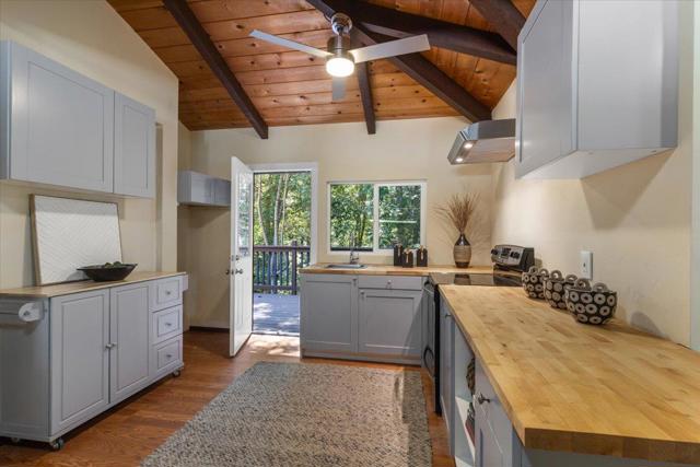 211 Hidden Lane, Santa Cruz CA: https://media.crmls.org/mediaz/6330caf5-a96c-4e00-9284-4f642236a919.jpg