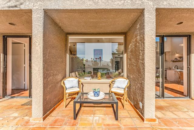 511 Desert West Drive, Rancho Mirage CA: https://media.crmls.org/mediaz/63345ffe-9ac9-4dc4-8f19-4b4f01381757.jpg