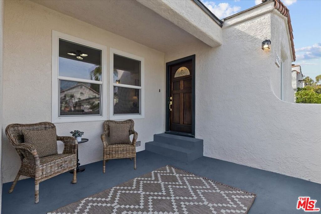 3121 Vera Avenue