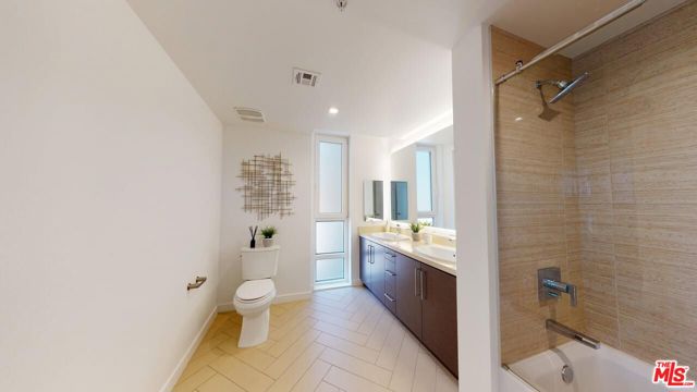 3425 West OLIVE Avenue, 354 photo 6
