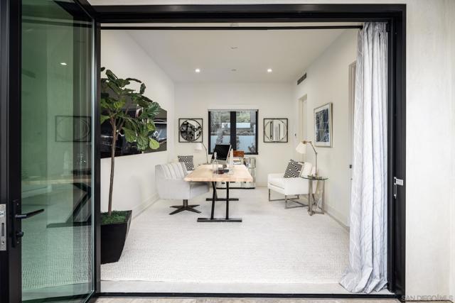2365 Via Siena, La Jolla CA: https://media.crmls.org/mediaz/6335681c-55d5-4fe7-8b74-b75ab04f59ab.jpg
