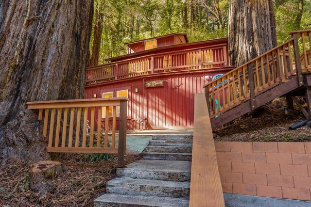 2001 Cathedral Drive, Aptos CA: https://media.crmls.org/mediaz/63356ab8-30c3-4c2f-89f4-7c352efb33be.jpg