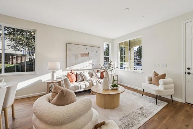 34103 Zaner Way, Union City CA: https://media.crmls.org/mediaz/6335dc00-0cf7-495e-a6b2-4ee12c2e8dd2.jpg