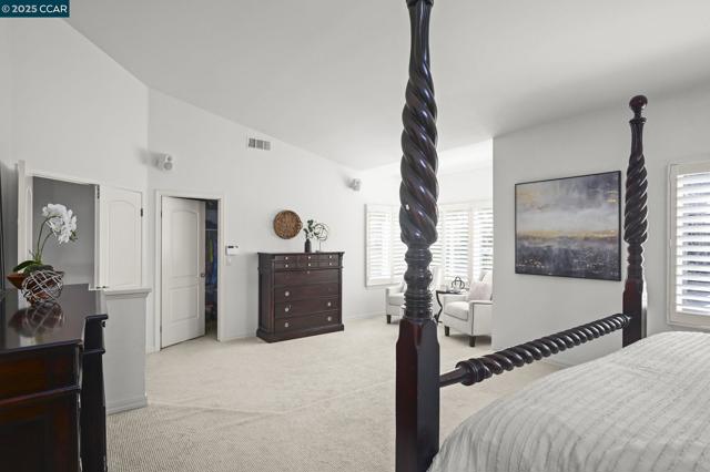 125 Coriander Ct, San Ramon CA: https://media.crmls.org/mediaz/6337ed5c-2300-4678-be00-160b6549a880.jpg