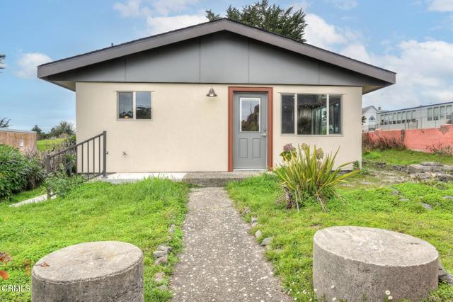 340 Main Street, Point Arena CA: https://media.crmls.org/mediaz/6337f4da-45c3-4676-b2c7-d3cc4a1fa2b5.jpg