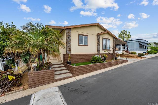 Detail Gallery Image 14 of 37 For 1011 Beyer Way #26,  San Diego,  CA 92154 - 3 Beds | 2 Baths