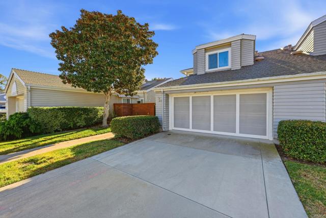 819 Daphne Court, Carlsbad CA: https://media.crmls.org/mediaz/63387f10-2a68-47da-abaa-d7f28835bc16.jpg