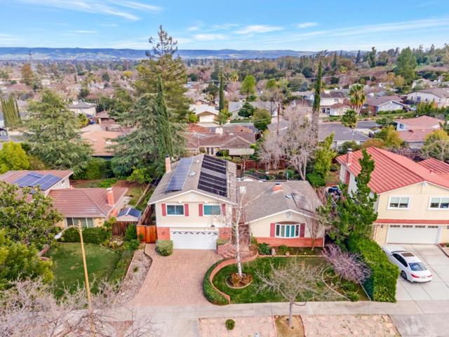 232 More Avenue, Los Gatos CA: https://media.crmls.org/mediaz/6338aee1-6a93-4340-a14e-8b1220dba42a.jpg