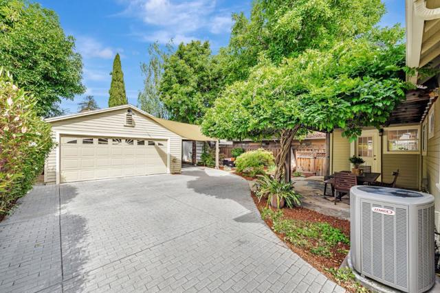 2016 Lincoln Avenue, San Jose CA: https://media.crmls.org/mediaz/633988eb-1b5e-4385-acd7-9931581fab3a.jpg