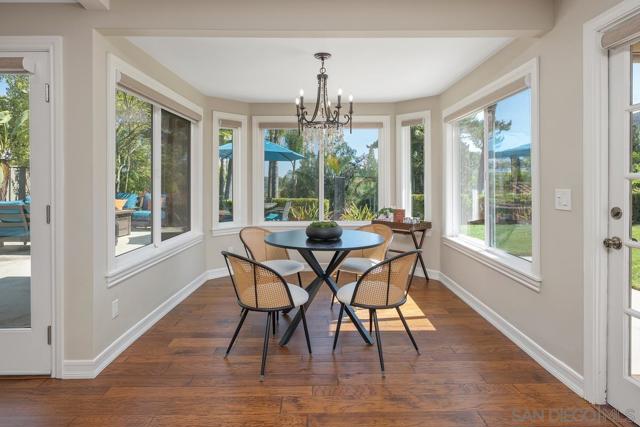 13627 Poway Springs Rd, Poway CA: https://media.crmls.org/mediaz/63398d86-b69f-4c6c-9e5d-b33fc8158213.jpg