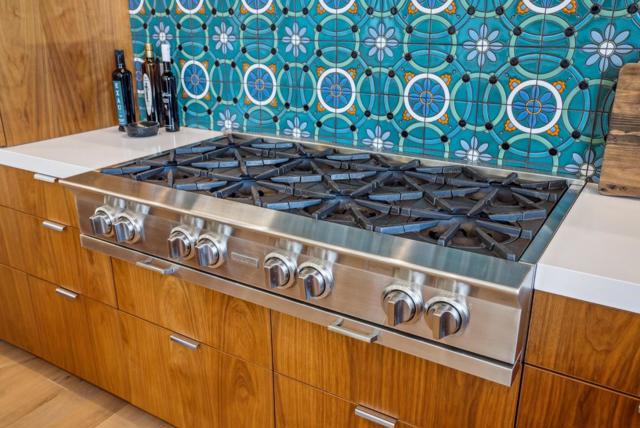 855 Darrell Road, Hillsborough CA: https://media.crmls.org/mediaz/6339e177-6be6-4eda-9992-7ce6a591e8f3.jpg