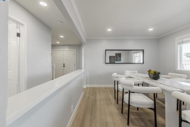 803 Russell Ln, Milpitas CA: https://media.crmls.org/mediaz/6339e485-e070-4e92-ae8e-665bf50bf8f0.jpg
