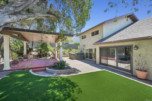 9574 Paseo Montril, San Diego CA: https://media.crmls.org/mediaz/633c09fc-28e4-427c-99e4-1fa0c829d725.jpg