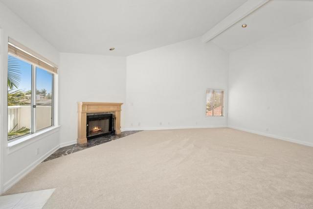1367 Corona, Bonita CA: https://media.crmls.org/mediaz/633c2a42-4707-4938-bcba-b31583cacb20.jpg