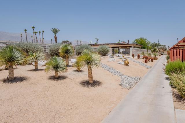 Detail Gallery Image 8 of 36 For 3196 Club Circle E #8,  Borrego Springs,  CA 92004 - 2 Beds | 1 Baths