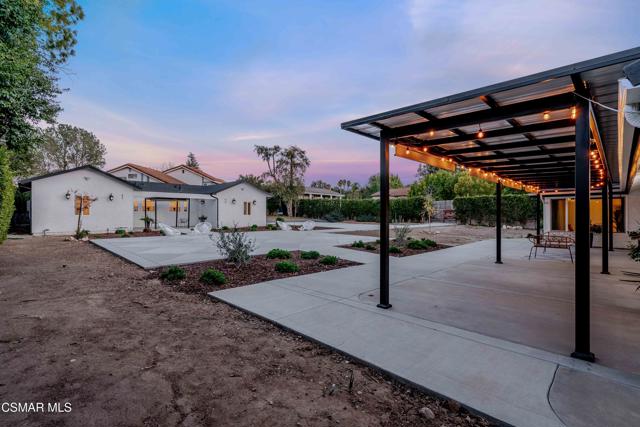 568 Bristol Avenue, Simi Valley CA: https://media.crmls.org/mediaz/633c91fb-4e2e-4f86-a593-c6c6186e1f99.jpg