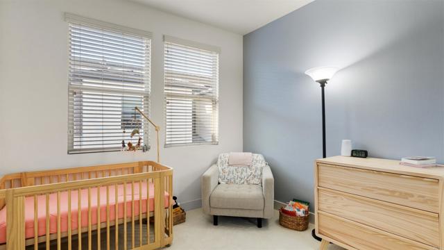 2510 Aperture Circle, San Diego CA: https://media.crmls.org/mediaz/633d0e89-4433-4d7c-b9db-d312195a5ef1.jpg