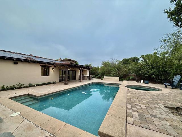 14911 Encendido, San Diego CA: https://media.crmls.org/mediaz/633e05d6-afa9-409e-ae37-b6ec187378a2.jpg
