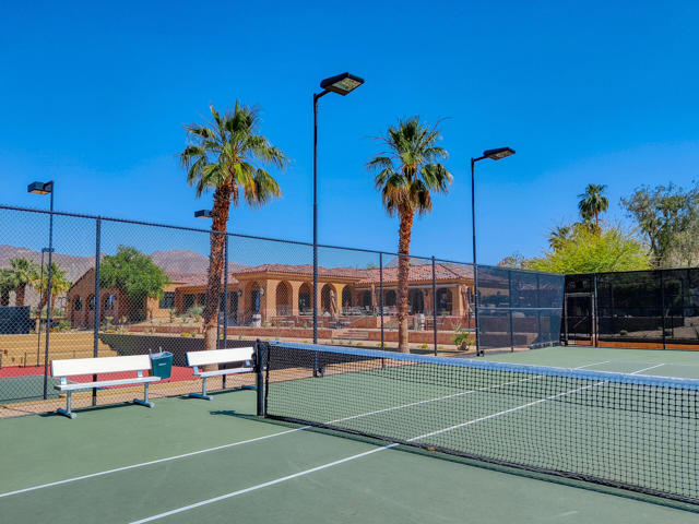 73440 Dalea Lane, Palm Desert CA: https://media.crmls.org/mediaz/633e8b4a-a459-41a1-8c09-095c8d3be5e5.jpg