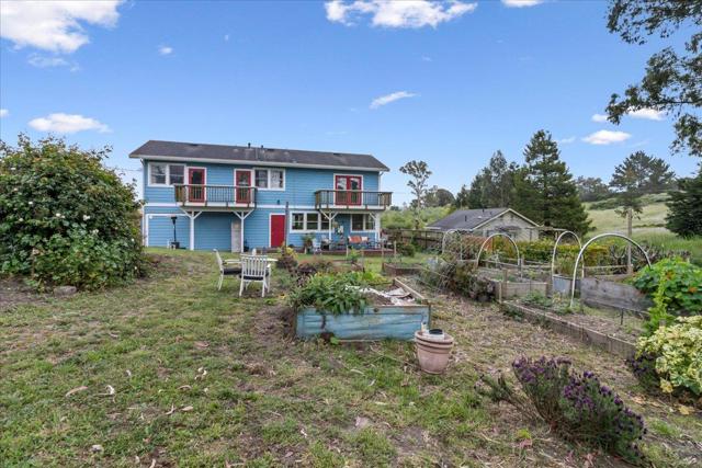 71 Spring Road, Royal Oaks CA: https://media.crmls.org/mediaz/633ecd1c-7643-4a07-88b1-aefa6b894b39.jpg