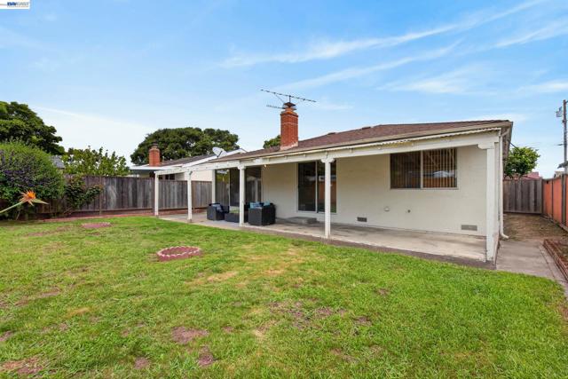 Image 28 of 32 For 15753 Via Sonata